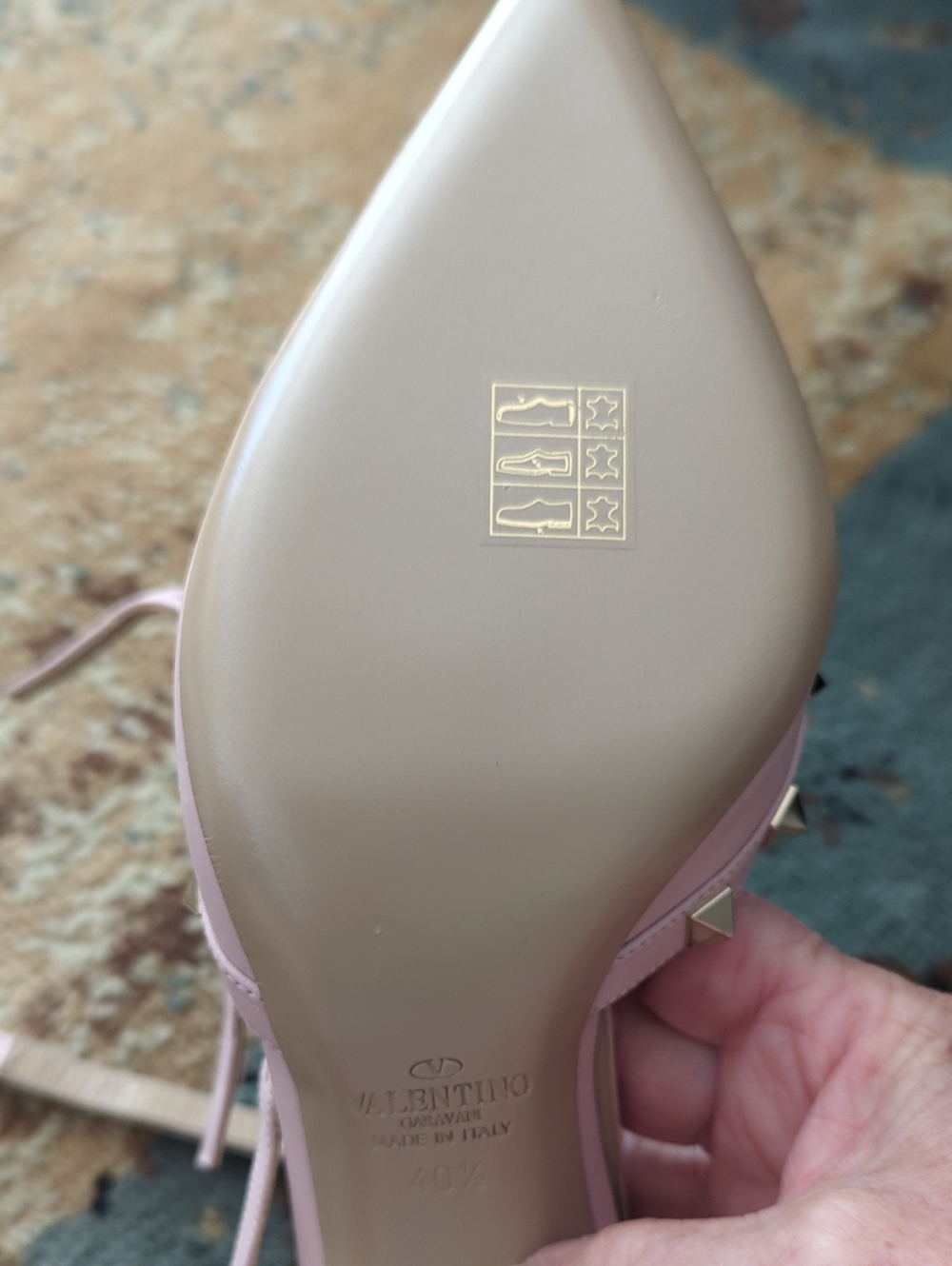 Valentino Garavani Pink Rockstud Pointed-Toe Slingback Heels - Picture 3 of 3
